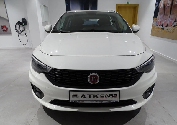 Fiat Tipo cena 54900 przebieg: 25000, rok produkcji 2019 z Kielce małe 67